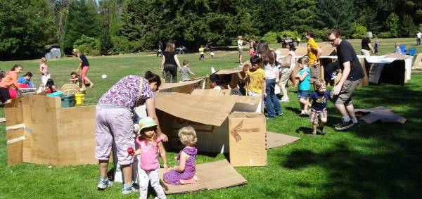 Games and activities abounded when about 150 people attended Kenmore's Play Day on Saturday at Rhododendron Park. Attendees built a cardboard fort and there was Frisbee golf