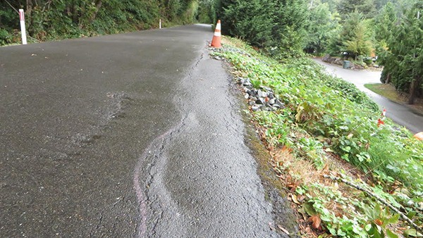 A slumping section of the Burke-Gilman Trail.