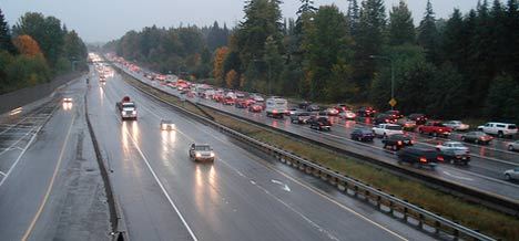 The southbound Interstate 405 morning commute (right side) through Bothell becomes northbound in the afternoon. The new lane will increase speeds by 25-30 mph during the peak travel period.