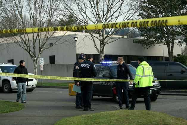 Two security guards won't face criminal charges for a shooting outside a federal building in Bothell last year.