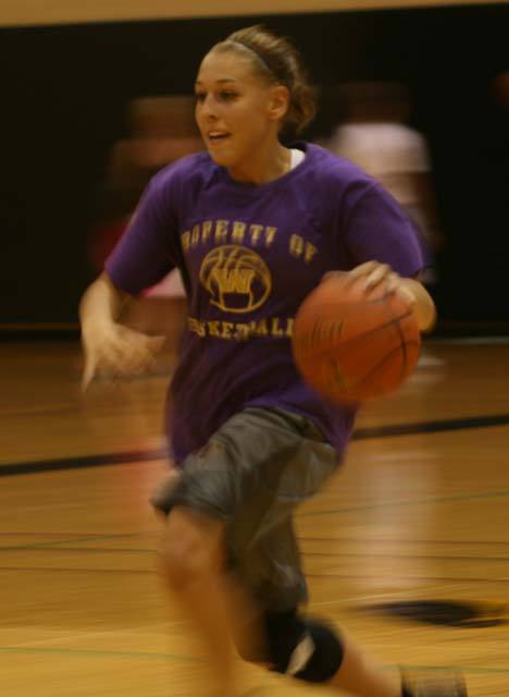 Inglemoor High’s Alexis McLeod works out with Inglemoor Girls Select Basketball players Aug. 19 in the Viking gym. The select team will be holding tryouts Sept.  19-20 for the upcoming season. Girls in grades 5-9 are welcome. For information