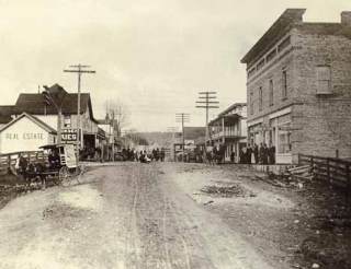 Bothell's Main Street looking east in 1909.