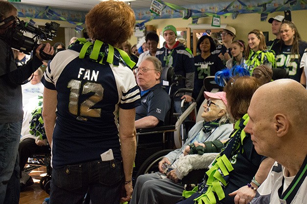Bothell Healthcare residents and staff were treated to the Seahawks Mascot for Blue Friday