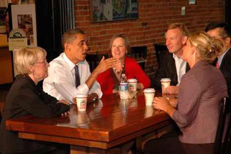 Sen. Patty Murray and President Obama meet with Washington small-business owners Aug. 17 at Grand Central Bakery in Seattle. To the right of President Obama is Gillian Allen-White