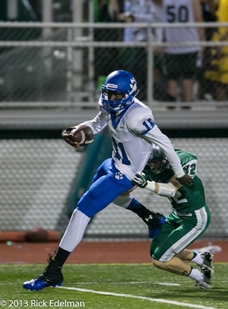 Bothell wide receiver Dayzell Wilson scored both of his team's touchdowns from Ross Bowers Friday in the 4A KingCo title game.