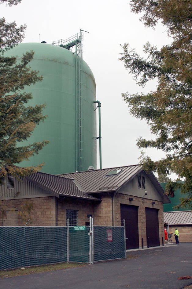 A tank had it's roof collapse in the Inglemoor Tank Farm in the summer.