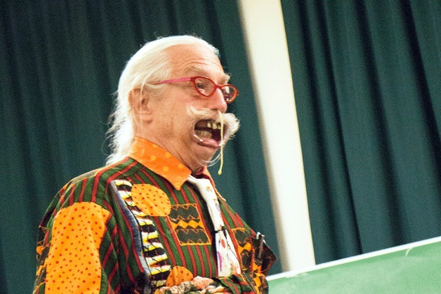 Patch Adams shows students of Bastyr University how to treat a patient’s ailments and emotions with humor. Here