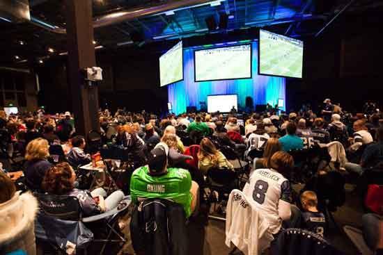 Eastlake Community Church Members Gather To Watch Seahawks Game In Bothell | Bothell-Kenmore Reporter