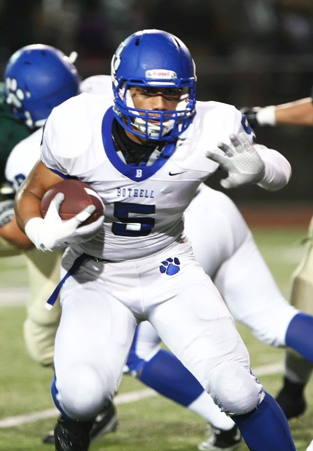 Darrin Laufasa helped the Bothell High School football team to win the Crest Division title of 4A KingCo Friday against Woodinville High School.
