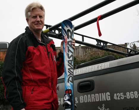 Kenmore’s Rob Stimmel leads Mohan Skiing and  Boarding into its 50th year from his director’s position. He’ll join local athletes at Snoqualmie Summit Central for the organization’s upcoming six-week program.