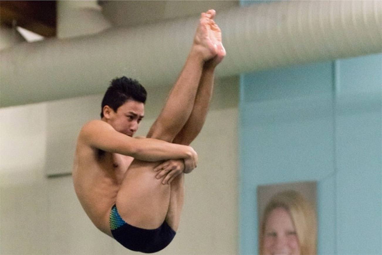 Bothell’s Jeffrey Goong repeats as KingCo diving champion