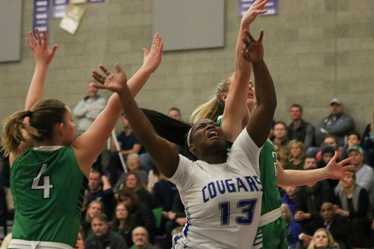 Woodinville girls beat Bothell for KingCo tournament title