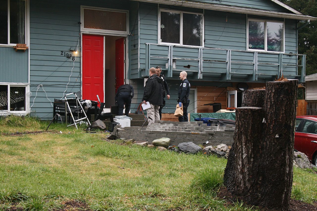 Members of the Bothell Police Department conduct a drug investigation at a home in the 21900 block of Seventh Place West. CATHERINE KRUMMEY/Bothell Reporter