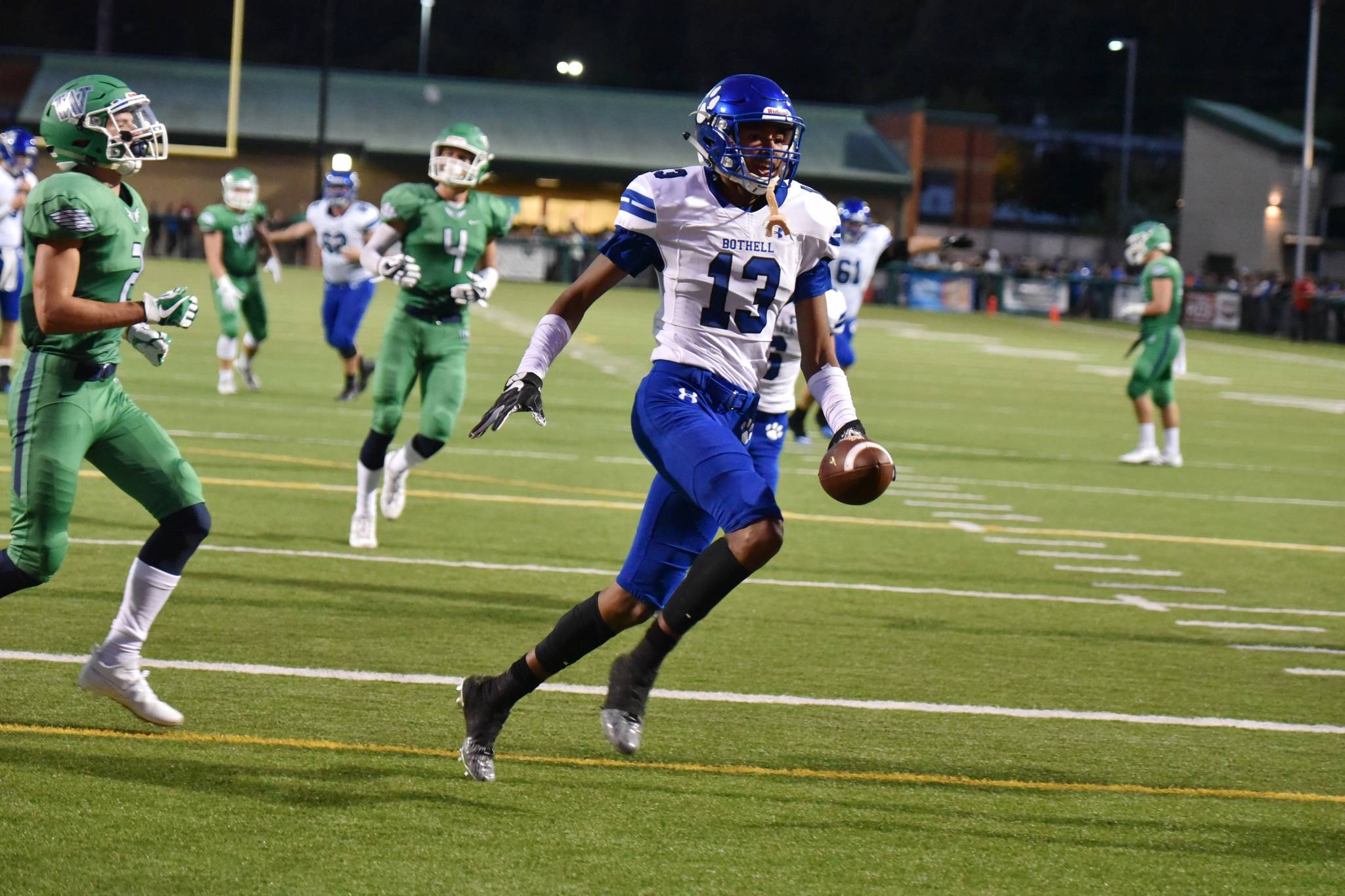 Bothell’s Da’Vicious Wilson scores during Friday night’s game. Courtesy of Greg Nelson