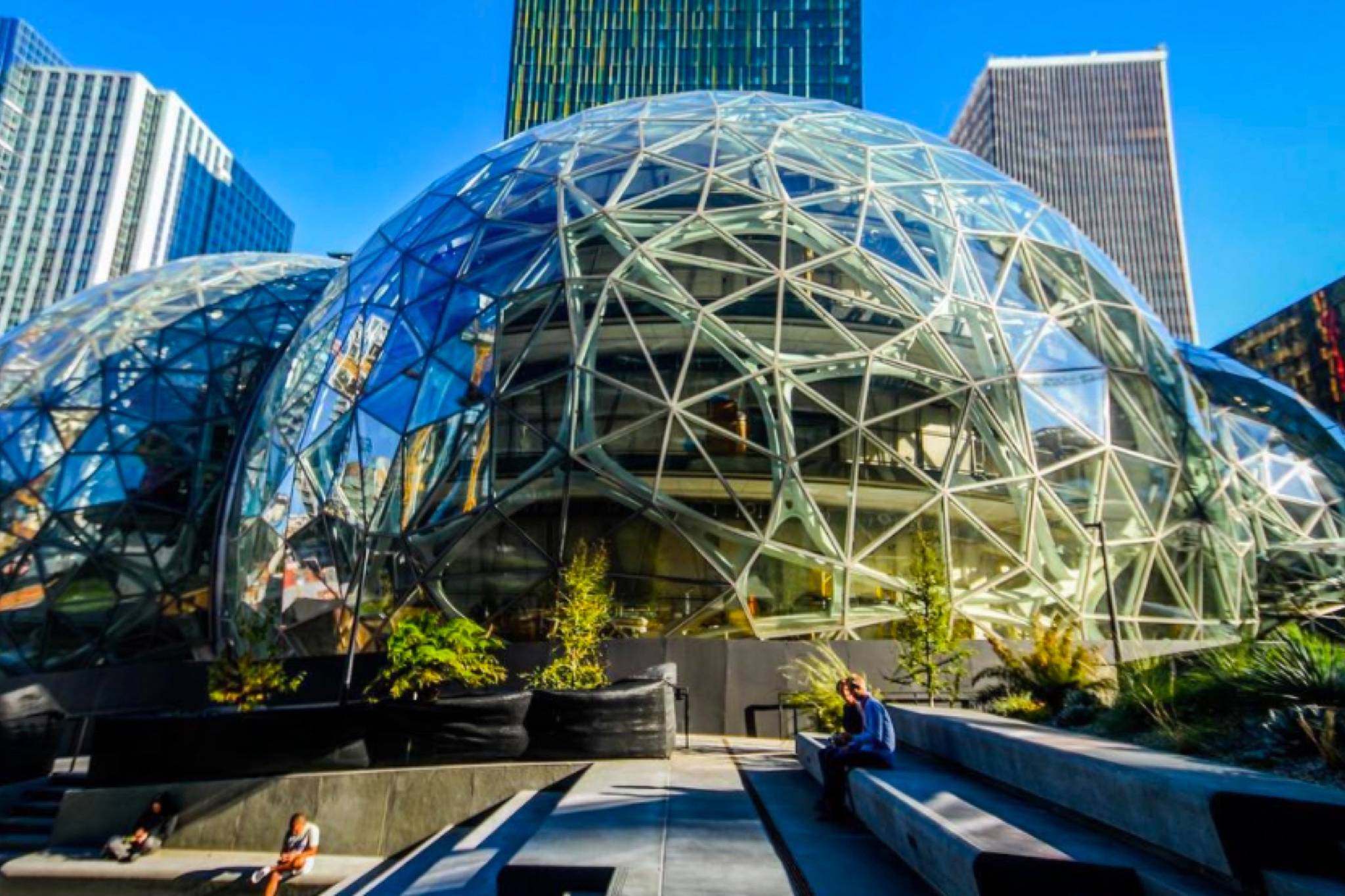 Amazon headquarters in Seattle (Syazakhalisah/Instagram)