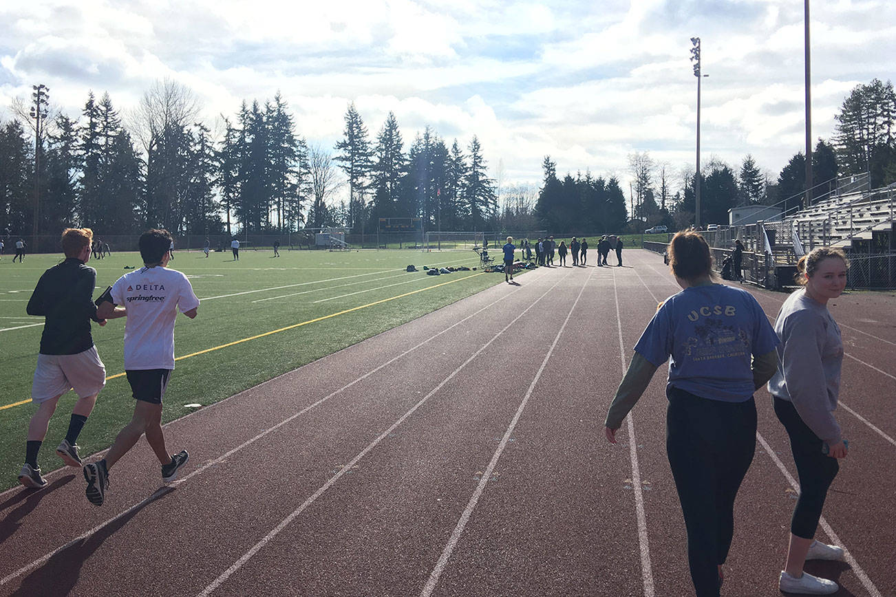 Inglemoor FBLA holds walk-a-thon for Seattle Children’s