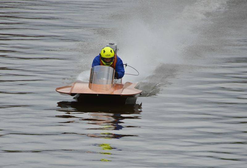 Shredding on the Sammamish Slough in Kenmore