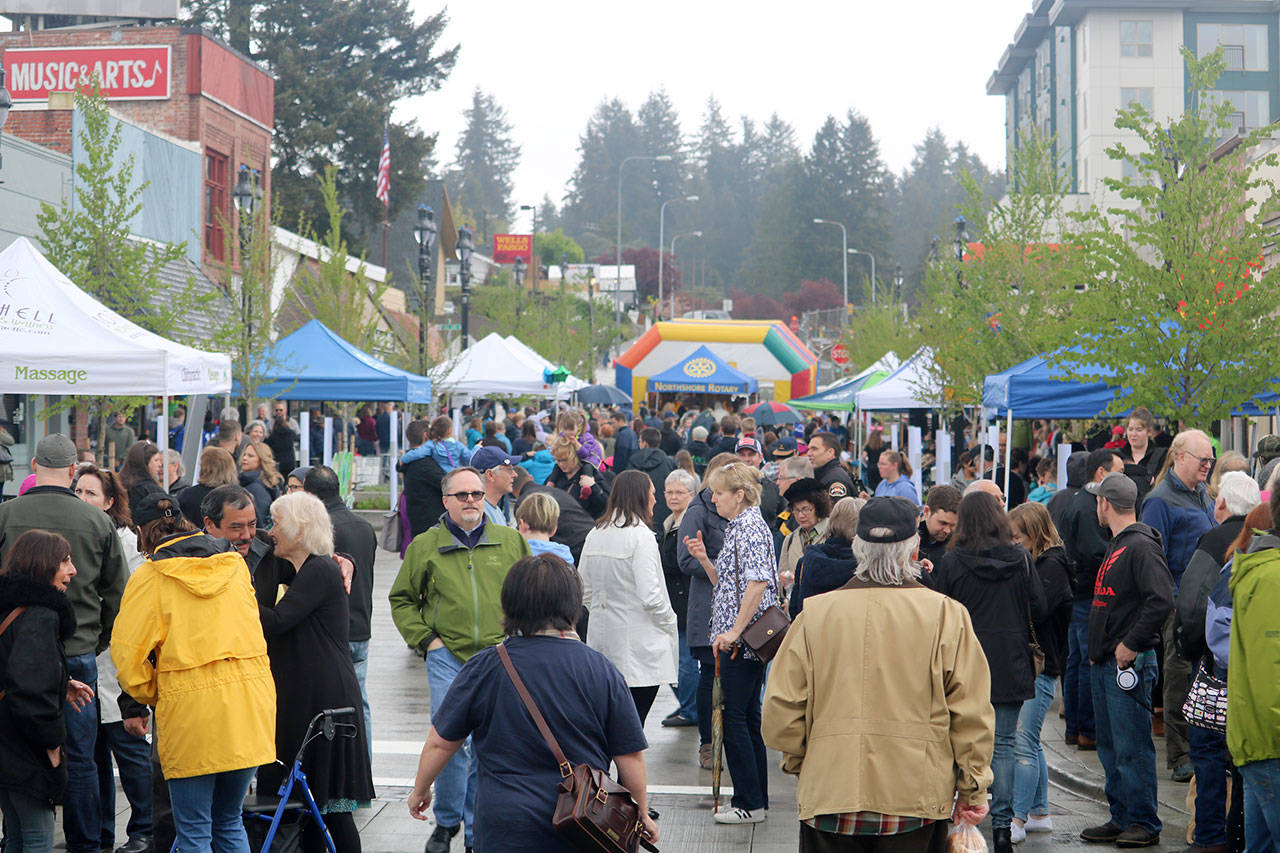 Bothell citizens explore the redesigned street. Evan Pappas/Staff Photo