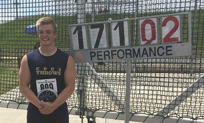 Golden discus throw at state