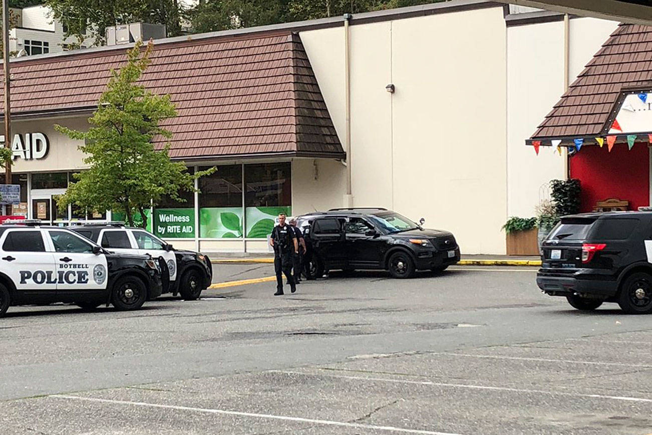 Suspect taken into custody after eight hour standoff with Bothell