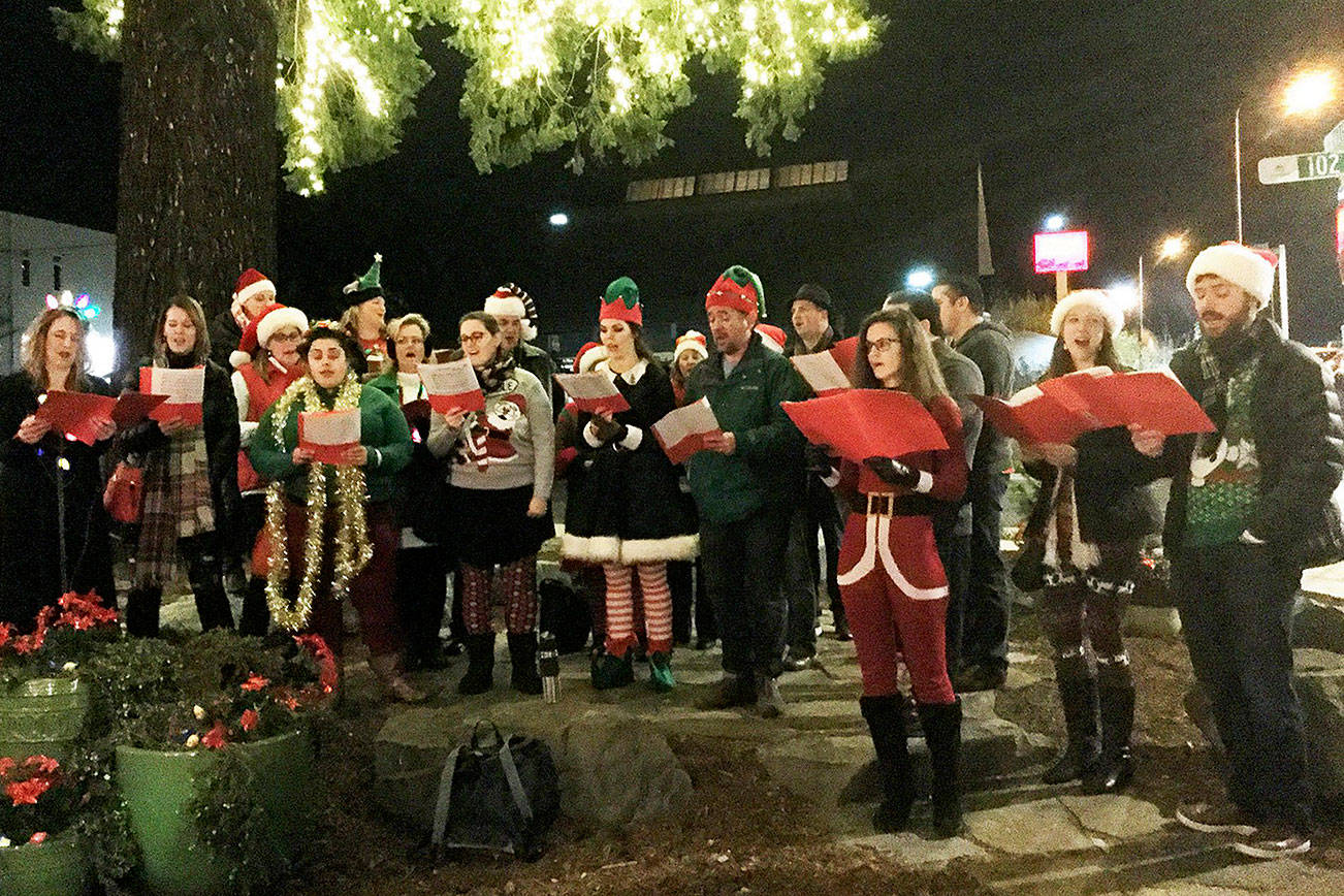 Bothell Kenmore Chamber celebrates 2018 Holiday Wine, Beer and Spirits Walk