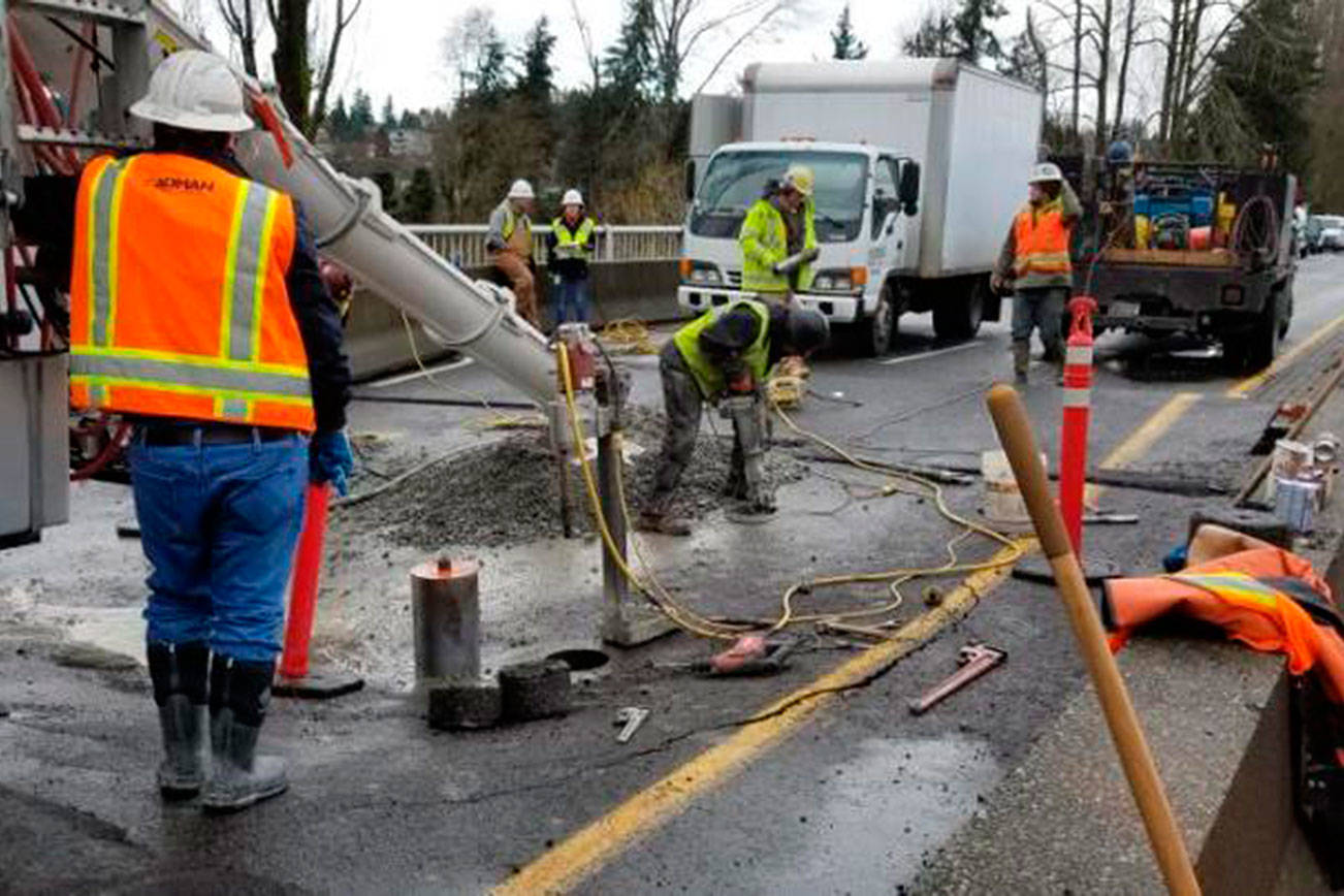 Sammamish River Bridge re-opens following sinkhole and road collapse | UPDATE