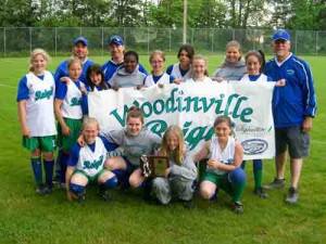 The Woodinville Reign 12U team.