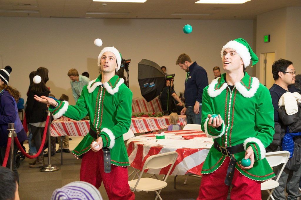 &ldquo;Elves&rdquo; entertain Kenmore residents during the Kenmore Tree Lighting Festival. Heston Photography