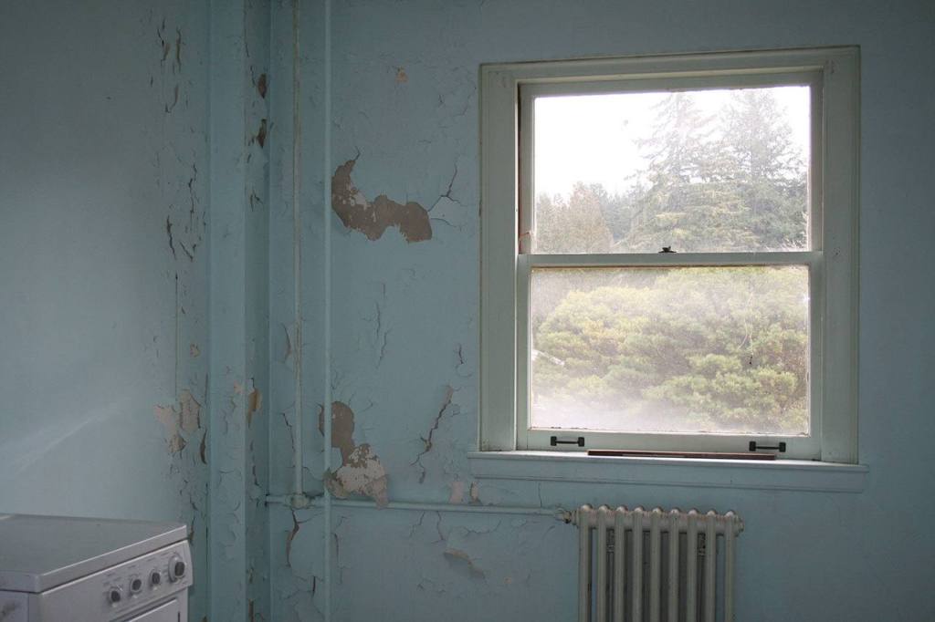 St. Edward Seminary dorm rooms, including this one, were featured in a tour of the property on Feb. 11. CATHERINE KRUMMEY / Kenmore Reporter