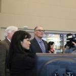 Gov. Jay Inslee takes a look at traffic camera footage at the Washington State Department of Transportation&rsquo;s traffic management center in Shoreline. CATHERINE KRUMMEY / Bothell Reporter