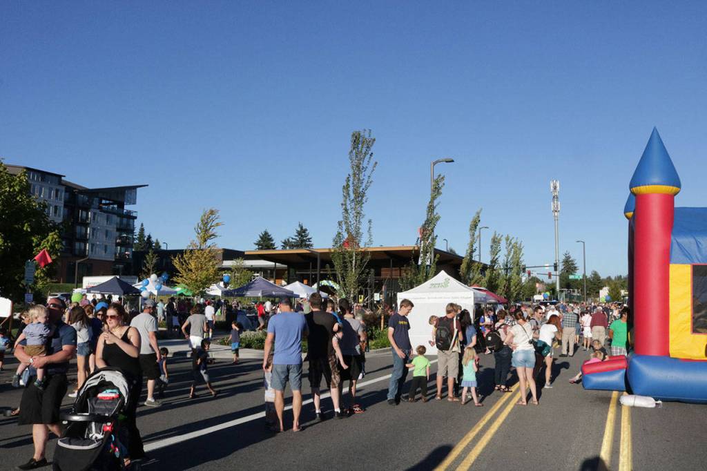 Hundreds enjoy #WhyILoveKenmore Summer Party | Photos