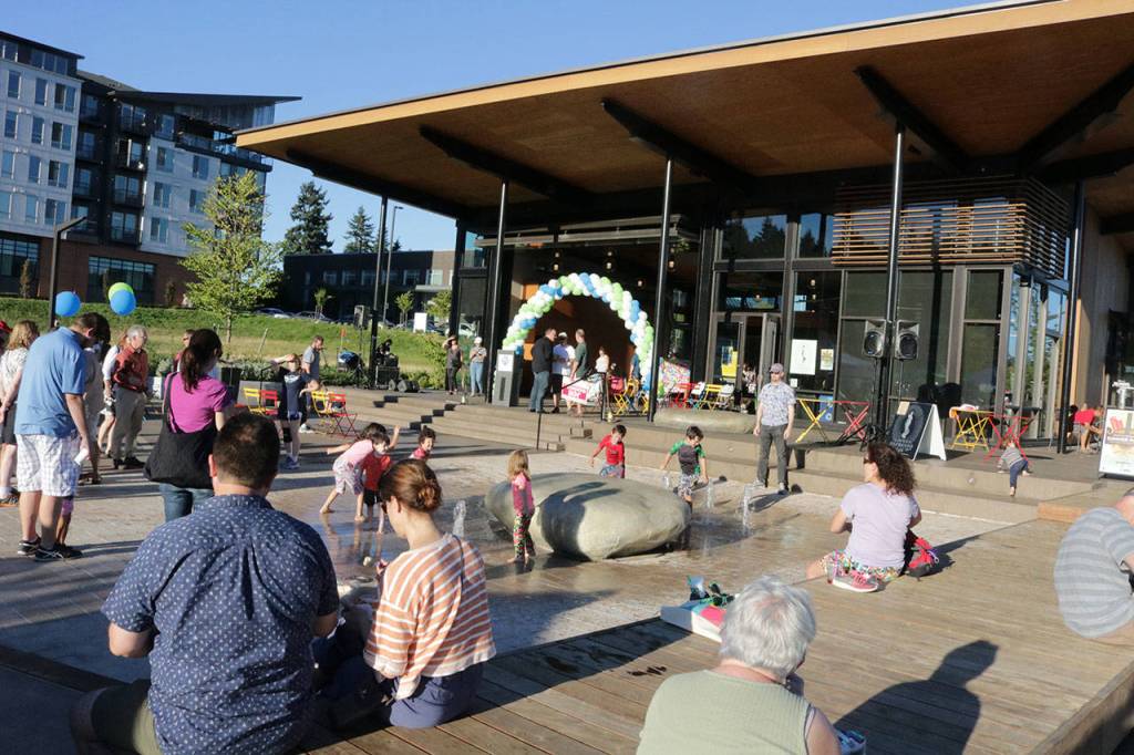 Hundreds enjoy #WhyILoveKenmore Summer Party | Photos