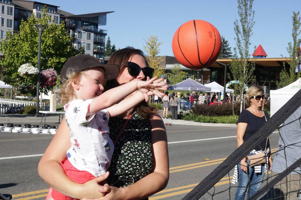 Hundreds enjoy #WhyILoveKenmore Summer Party | Photos