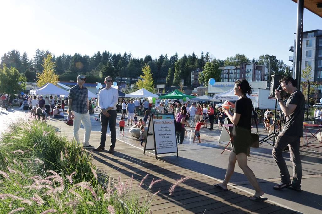 Hundreds enjoy #WhyILoveKenmore Summer Party | Photos