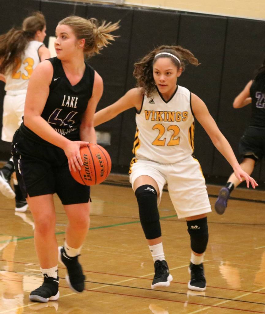 Inglemoors Isabella Reed, right, plays tough defense. Andy Nystrom, Bothell-Kenmore Reporter