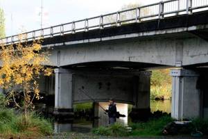 68th Avenue Northeast bridge closed in Kenmore