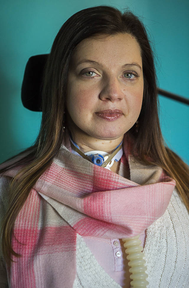 Loa Griesbach at her home in Everett. (Olivia Vanni / Everett Herald)