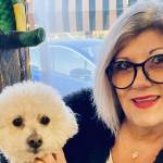 When I was going through cancer, I encountered numerous obstacles to care, Robin Sparks says, a certified cancer patient navigator with the center. In the infusion chair, I decided to help others remove those barriers so they could have a better quality of life while fighting cancer. Photo courtesy of C-Suite Center for Hope.