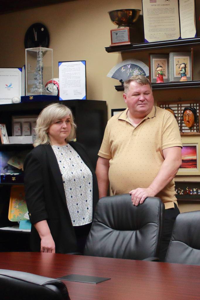 Ivan and Iryna Kornychuk in the Sister Cities Room at the Federal Way City Hall. Photo by Keelin Everly-Lang / the Mirror